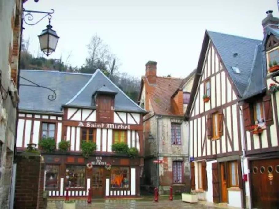 Petit Maison Villageoise Moulineaux Exterior photo